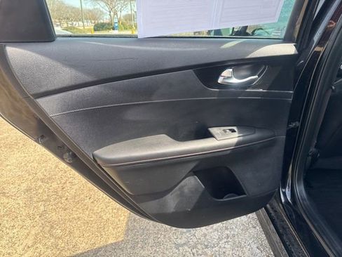 Used 2020 Kia Forte GT image 17