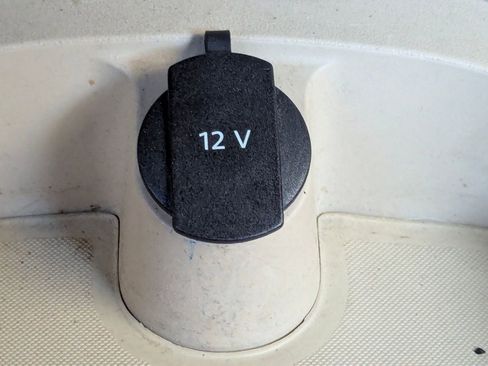 Used 2008 Volkswagen Beetle SE image 18