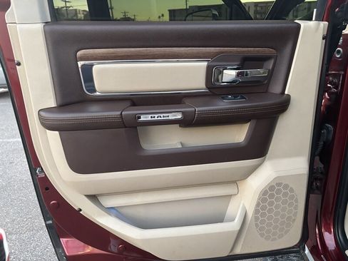 Used 2018 RAM 2500 Laramie w/ Convenience Group image 35