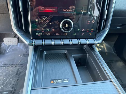 New 2026 GMC Acadia AT4 image 25