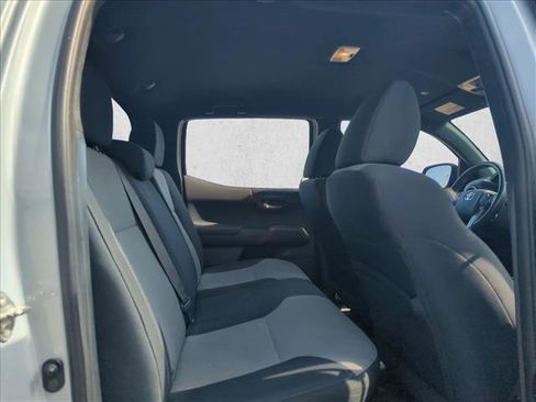 Used 2021 Toyota Tacoma TRD Off-Road image 14