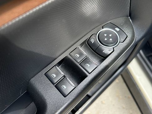 Used 2024 Ford Bronco Sport Outer Banks w/ Tech Package AWD/4WD image 12
