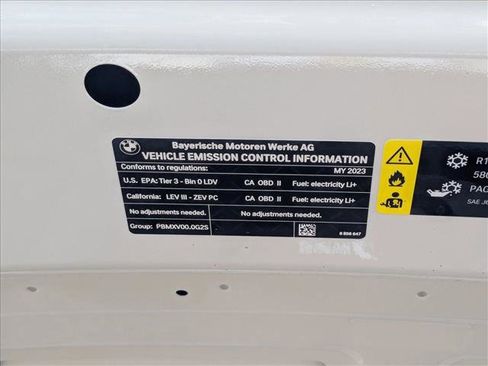 Used 2023 BMW i4 eDrive35 w/ Premium Package image 26