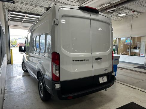 New 2026 Ford Transit 250 148 Medium Roof RWD image 5