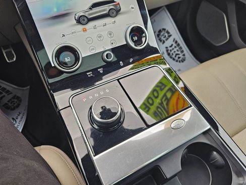 Used 2020 Land Rover Range Rover Velar R-Dynamic S image 27