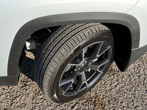 New 2026 Jeep Cherokee Overland AWD/4WD image 11