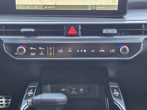 New 2026 Kia Sorento SX Prestige AWD/4WD image 14
