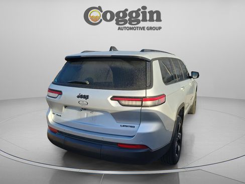 Used 2023 Jeep Grand Cherokee L Limited w/ Black Appearance Package image 6