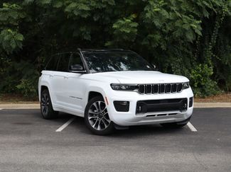 Used 2024 Jeep Grand Cherokee Overland AWD/4WD video 2