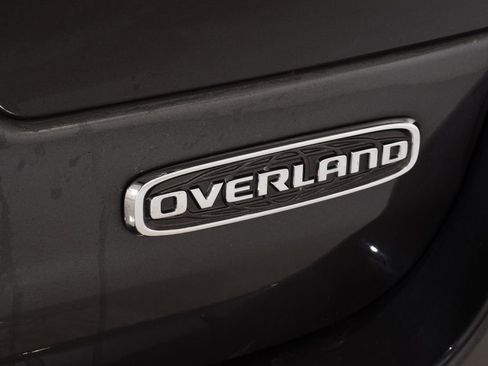 Used 2022 Jeep Grand Cherokee Overland AWD/4WD image 23