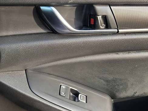 Used 2021 Honda Accord Sport image 31
