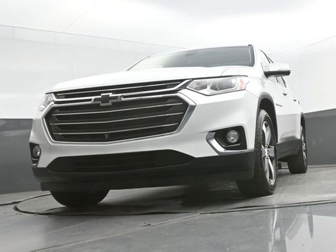 Used 2020 Chevrolet Traverse LT w/ LT Premium Package image 42