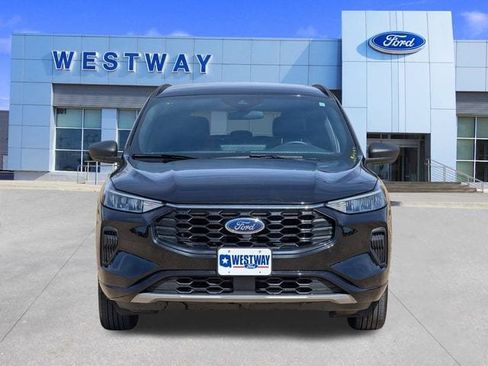 Used 2024 Ford Escape ST-Line w/ Tech Pack #1 image 8