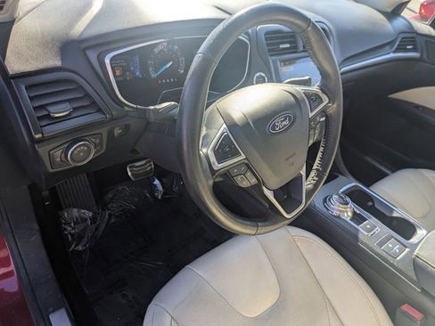 Used 2017 Ford Fusion Titanium image 10