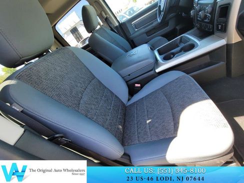 Used 2017 RAM 1500 Big Horn AWD/4WD image 23