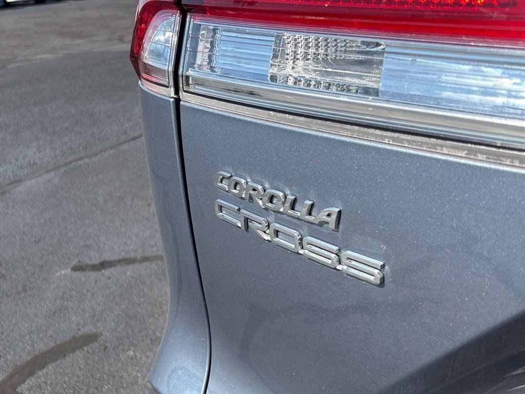 Used 2024 Toyota Corolla Cross L FWD image 31