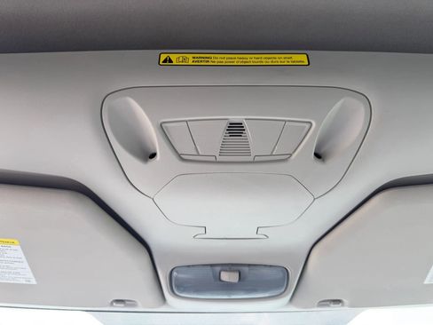 Used 2017 Ford Transit Connect XL FWD image 24