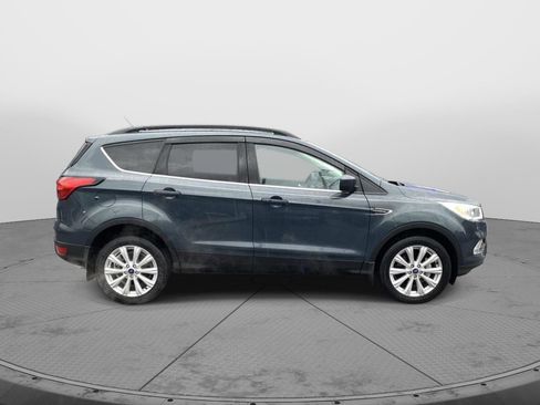 Used 2019 Ford Escape SEL image 2