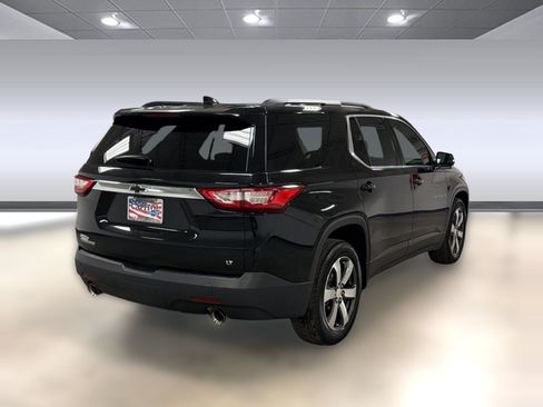 Used 2019 Chevrolet Traverse LT w/ LT Premium Package FWD image 8