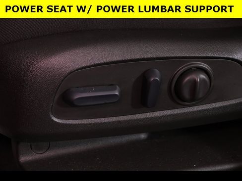 Used 2024 Chevrolet Blazer LT w/ Convenience Package image 7