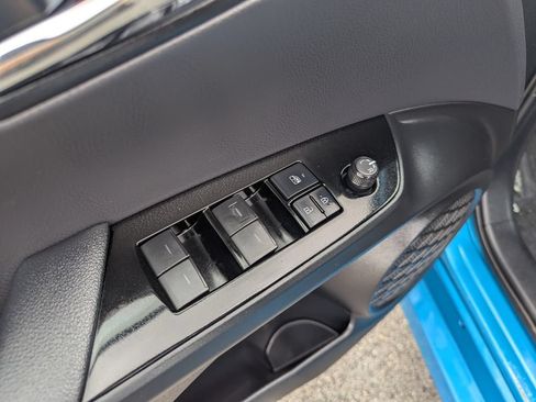Used 2020 Toyota Prius Prime LE FWD image 14