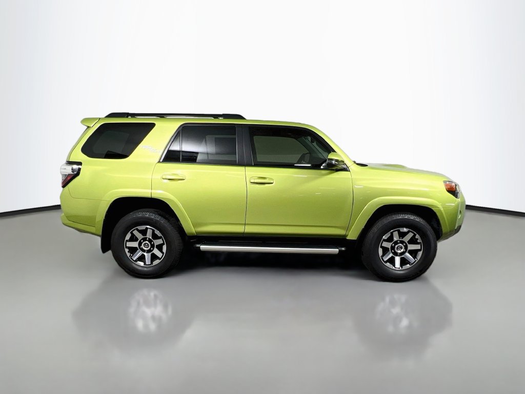 Used 2023 Toyota 4Runner TRD Off-Road Premium w/ Moonroof Package AWD/4WD image 2