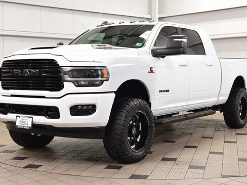 Used 2024 RAM 2500 Laramie w/ Night Edition image 3