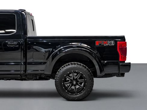 Used 2020 Ford F250 Lariat w/ Lariat Ultimate Package AWD/4WD image 12