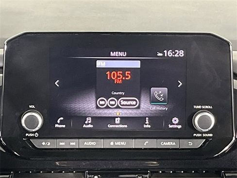 Certified 2025 Nissan Pathfinder SV image 16