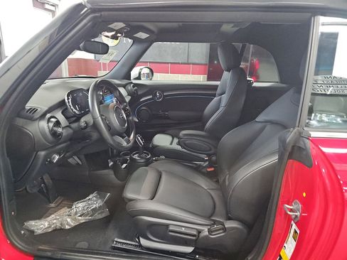 Used 2023 MINI Cooper S image 8