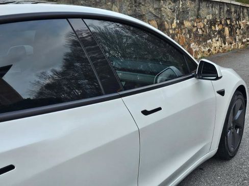 Used 2022 Tesla Model 3 image 12