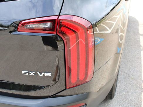 Used 2021 Kia Telluride SX FWD image 11