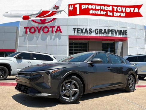 Used 2025 Kia K4 FWD image 1