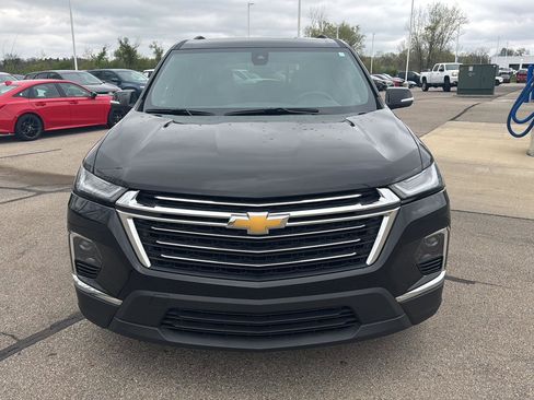 Used 2023 Chevrolet Traverse LT AWD/4WD image 9