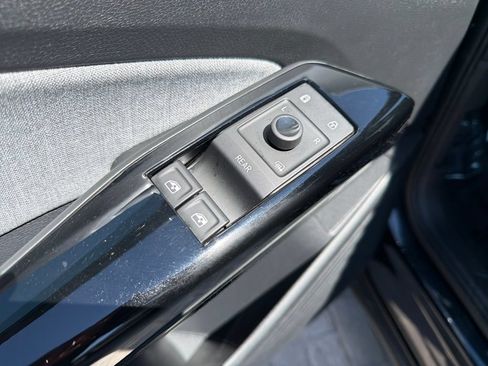 Certified 2024 Volkswagen ID.4 Pro AWD/4WD image 13