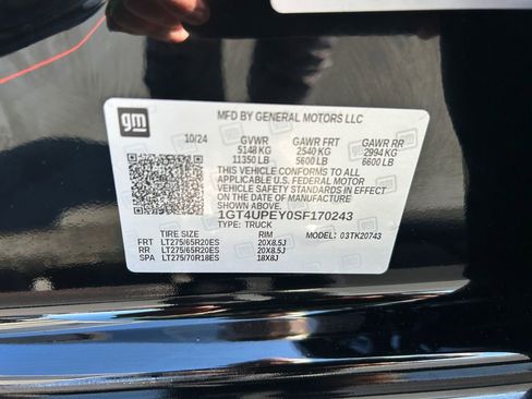 Used 2025 GMC Sierra 2500 AT4 w/ AT4 Premium Plus Package image 34