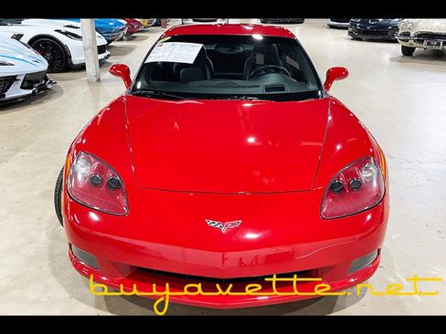 Used 2008 Chevrolet Corvette Coupe w/ Preferred Equipment Group image 4