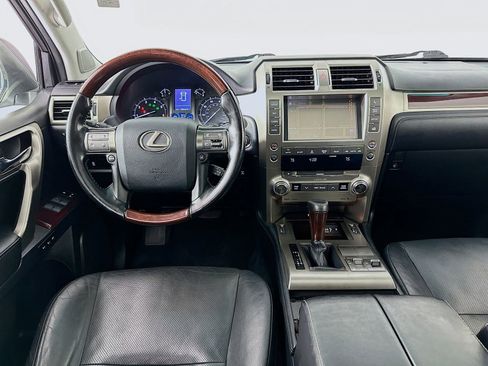 Used 2018 Lexus GX 460 Premium w/ Premium Package AWD/4WD image 23