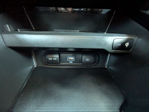 Used 2021 Kia Soul EX image 27