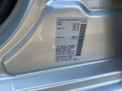 Used 2024 Nissan Altima 2.5 SV image 33