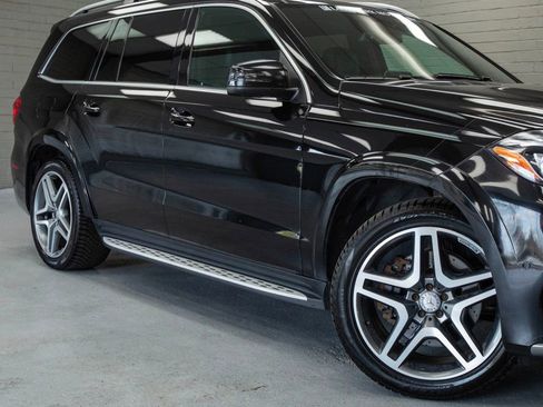 Used 2018 Mercedes-Benz GLS 550 4MATIC image 7