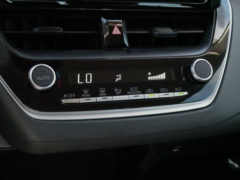 Certified 2024 Toyota Corolla LE FWD image 22