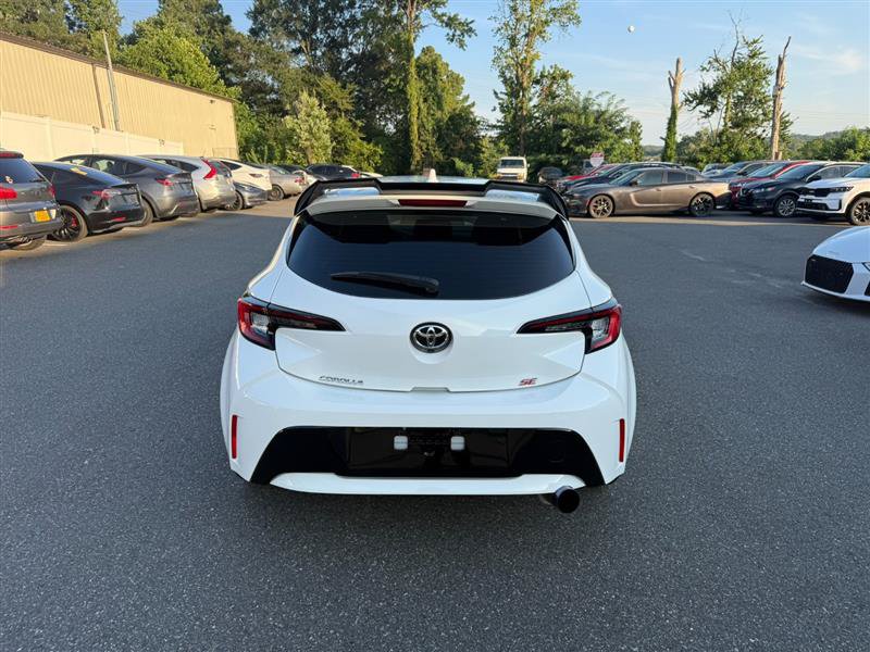 Used 2024 Toyota Corolla SE FWD image 3