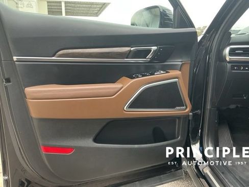 Used 2022 Kia Telluride SX w/ SX Prestige Package AWD/4WD image 22
