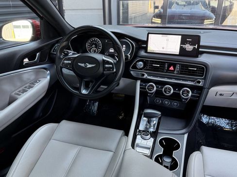 Used 2023 Genesis G70 2.0T image 23