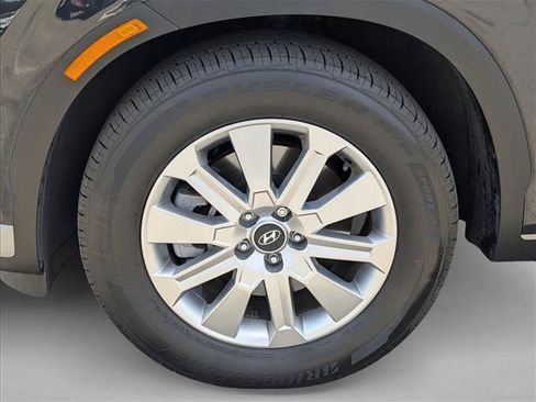 Used 2024 Hyundai Palisade SEL FWD image 23