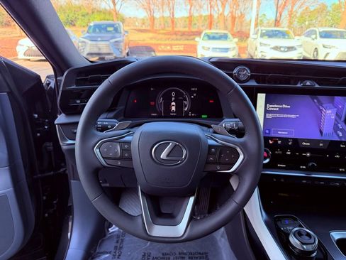 Certified 2023 Lexus RZ 450e Premium image 21