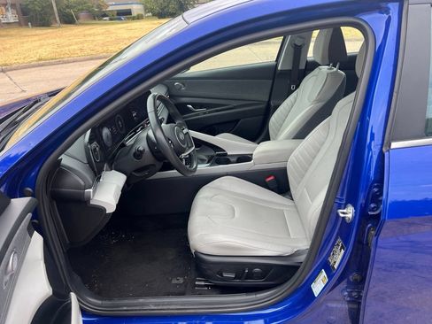 Used 2024 Hyundai Elantra Limited FWD image 6