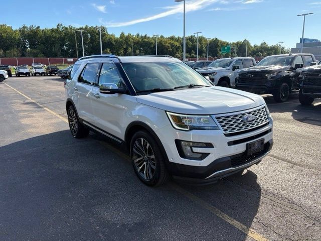 Used 2016 Ford Explorer Platinum AWD/4WD image 7