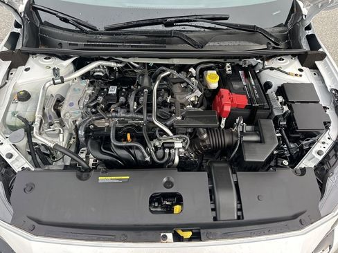 Used 2025 Nissan Sentra SR w/ SR Premium Package image 33